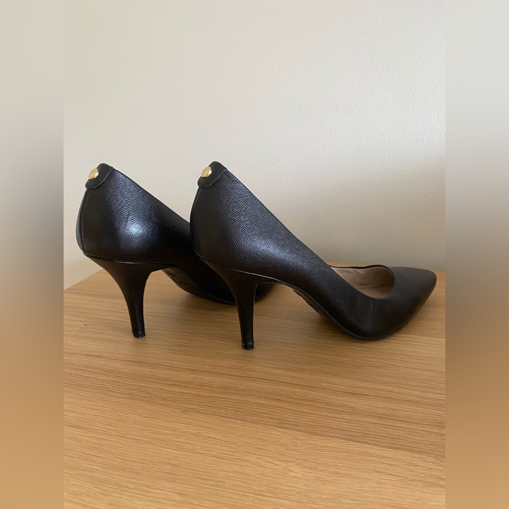 MICHAEL Michael Kors Black Pointed Leather Pumps with Gold Accent